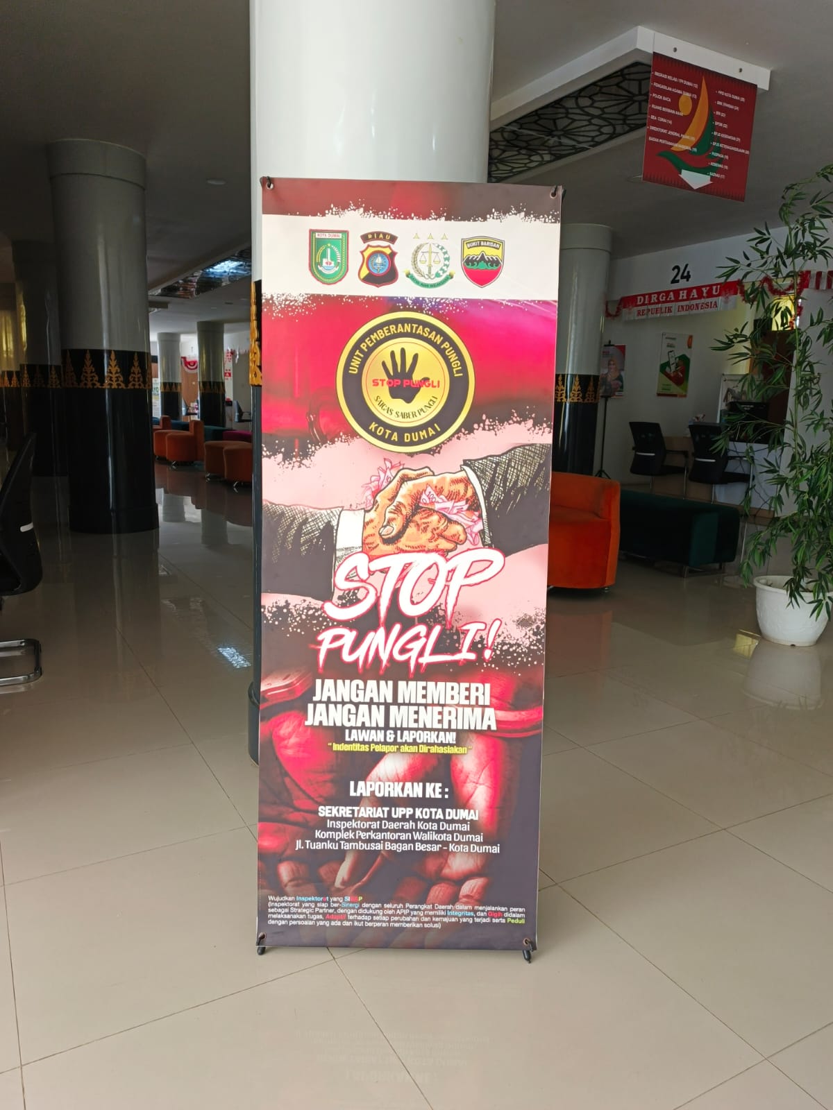 STOP PUNGLI POLRI TNI